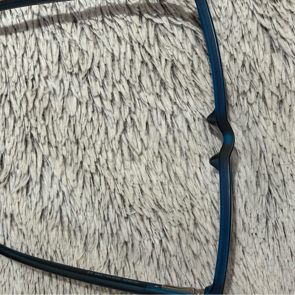 Blue Cut Rectangular Glasses With Clear Lenses - image 2